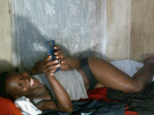 Cute-Viviana's BongaCams show and profile