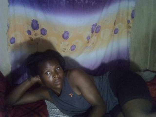 Cute-Viviana's BongaCams show and profile