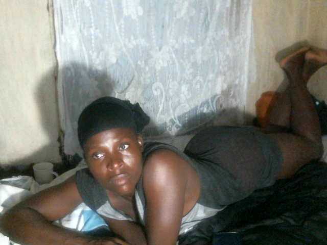 Cute-Viviana's BongaCams show and profile