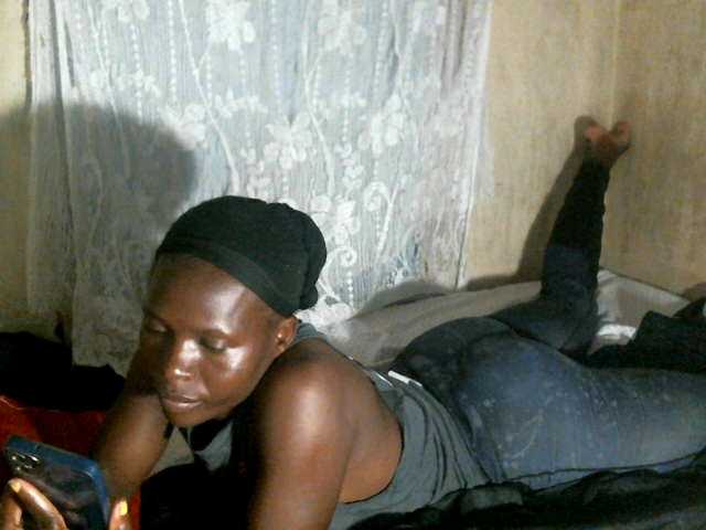 Cute-Viviana's BongaCams show and profile