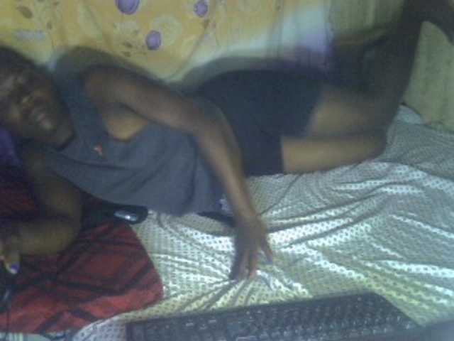 Cute-Viviana's BongaCams show and profile