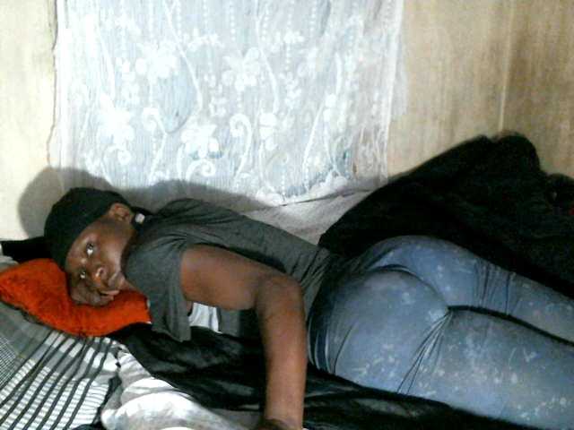 Cute-Viviana's BongaCams show and profile