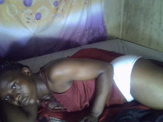 Cute-Viviana's BongaCams show and profile