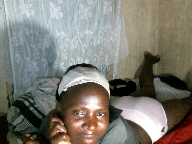 Cute-Viviana's BongaCams show and profile