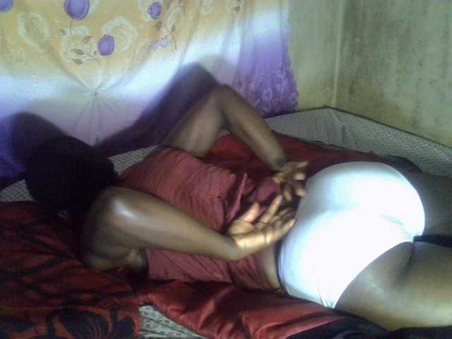 Cute-Viviana's BongaCams show and profile