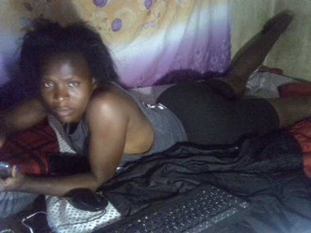 Cute-Viviana's BongaCams show and profile