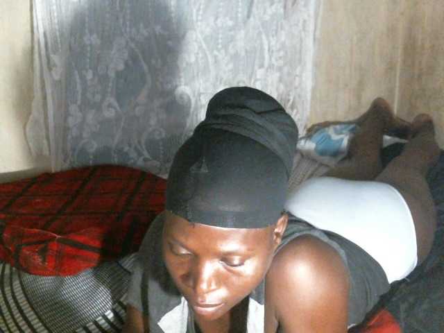 Cute-Viviana's BongaCams show and profile