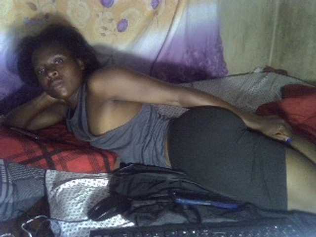 Cute-Viviana's BongaCams show and profile