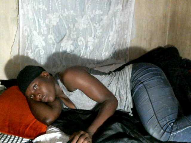 Cute-Viviana's BongaCams show and profile