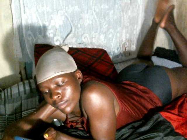 Cute-Viviana's BongaCams show and profile