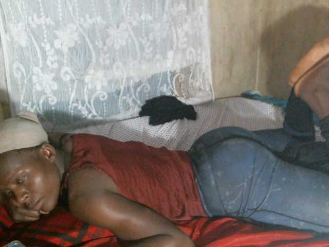 Cute-Viviana's BongaCams show and profile