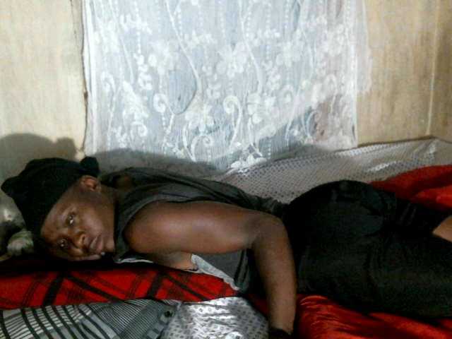 Cute-Viviana broadcasting live