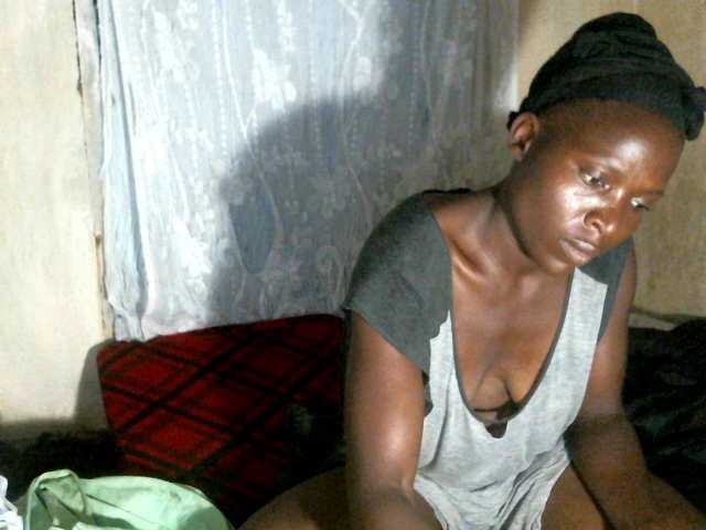 Cute-Viviana Profile Image