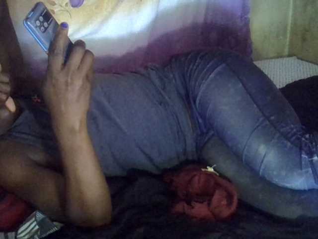 Cute-Viviana's BongaCams show and profile