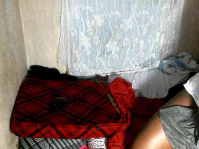 Cute-Viviana Cute-Viviana