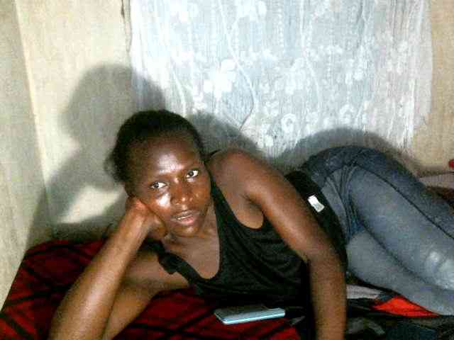 Cute-Viviana Cute-Viviana