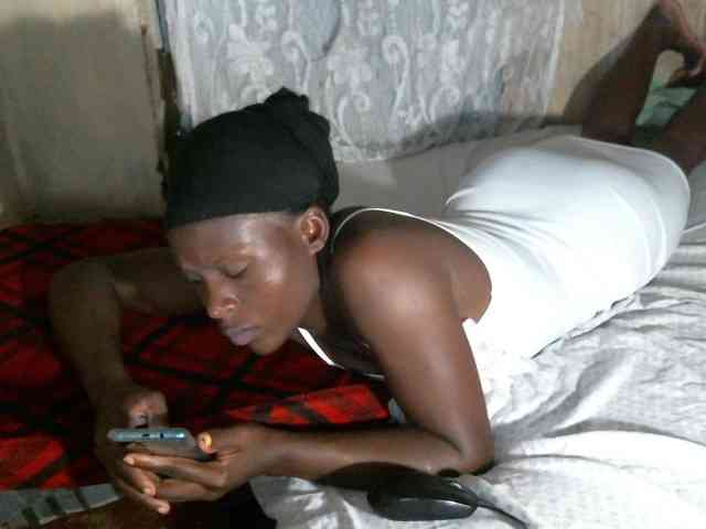 Cute-Viviana Cute-Viviana