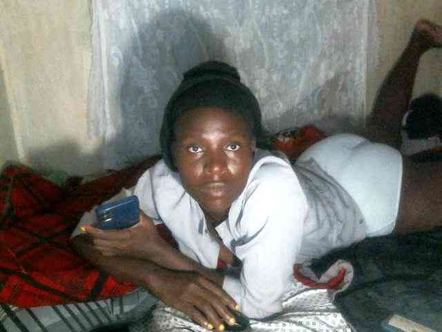 Cute-Viviana Cute-Viviana