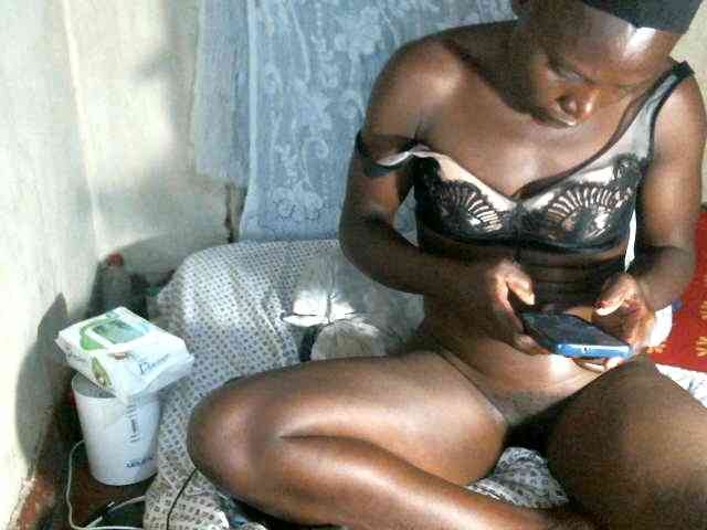 Cute-Viviana Cute-Viviana