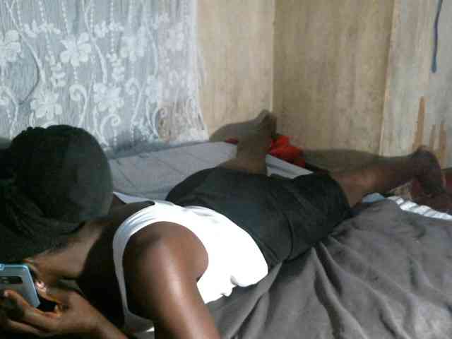 Cute-Viviana Cute-Viviana