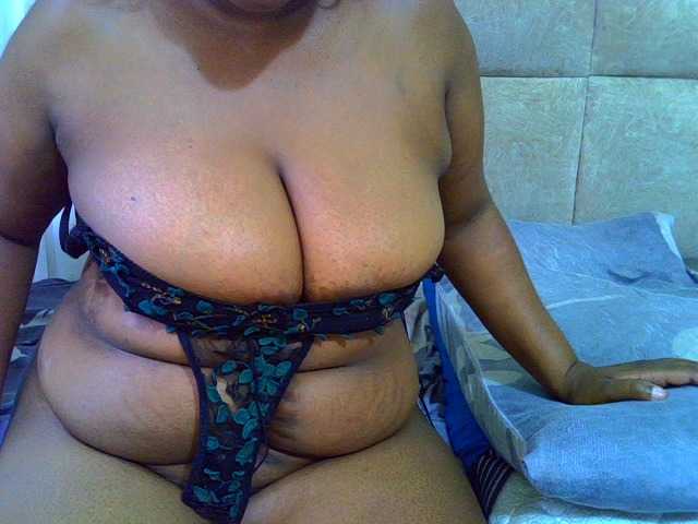 Collegebjxx21 from BongaCams is Freechat