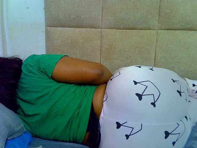 Collegebjxx21 from BongaCams is Freechat