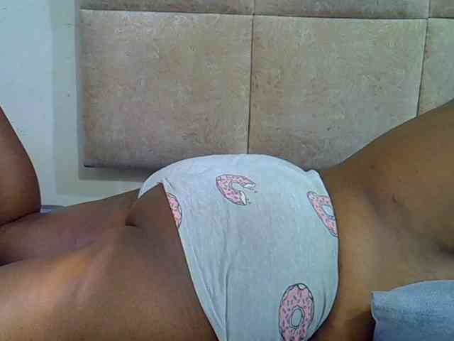 Collegebjxx21 webcam