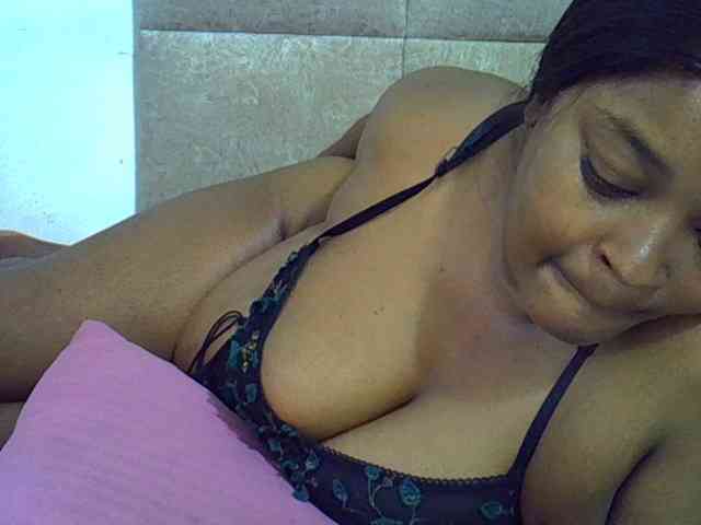 Collegebjxx21 webcam