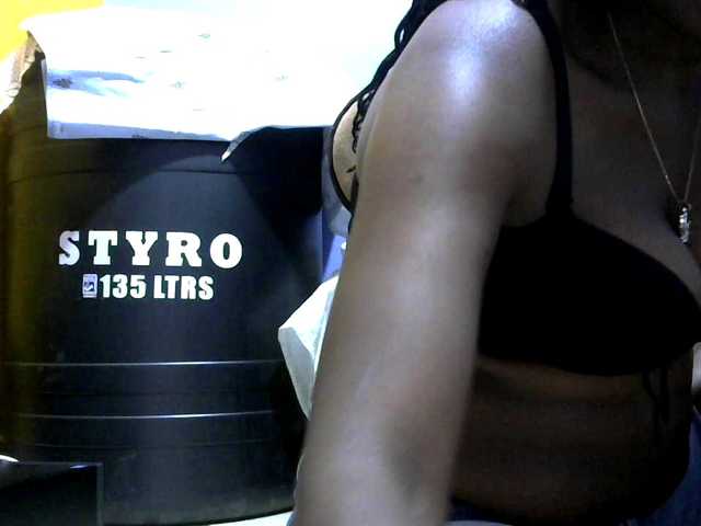 Africanpretty22's BongaCams show and profile