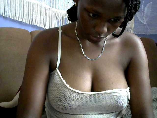 Africanpretty22's BongaCams show and profile