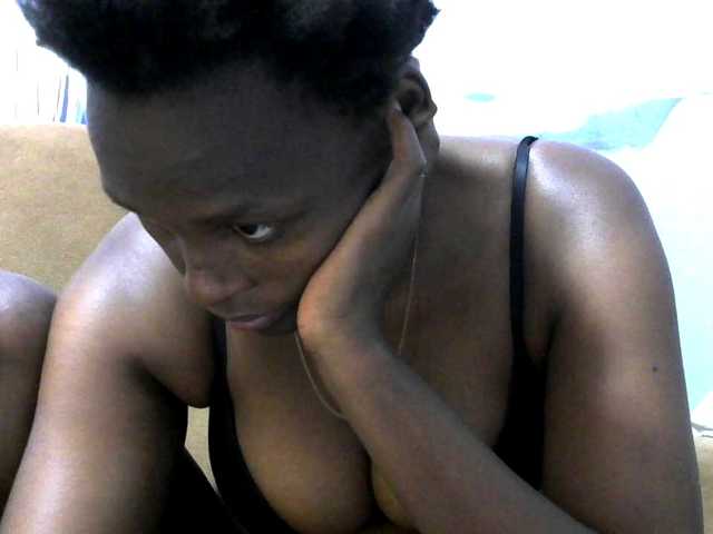 Africanpretty22's BongaCams show and profile