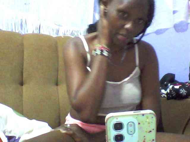 Africanpretty22 webcam