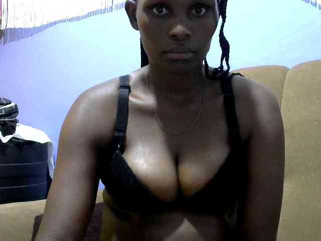 Africanpretty22 webcam