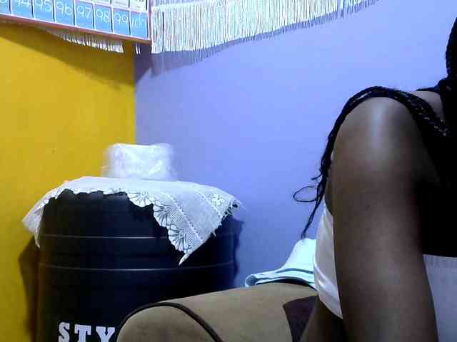 Africanpretty22 webcam