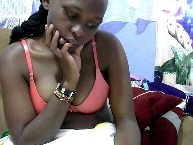 Africanpretty22 webcam