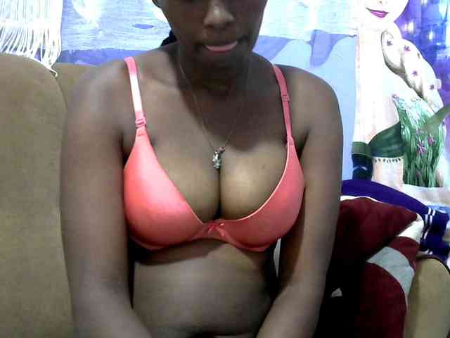 Africanpretty22 webcam