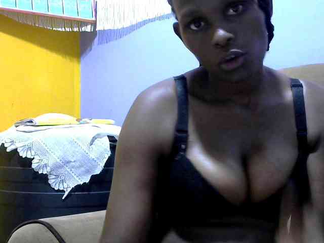 Africanpretty22 webcam