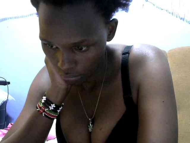 Africanpretty22 webcam