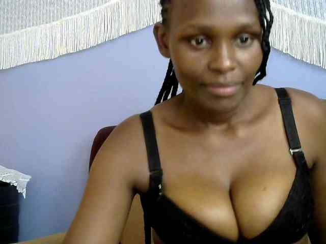 Africanpretty22 webcam