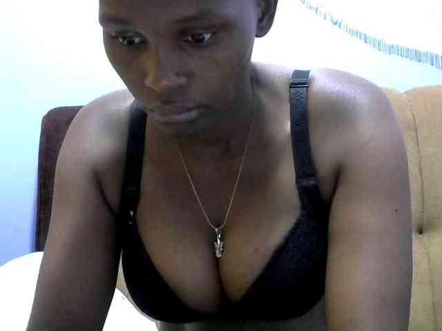 Africanpretty22 webcam