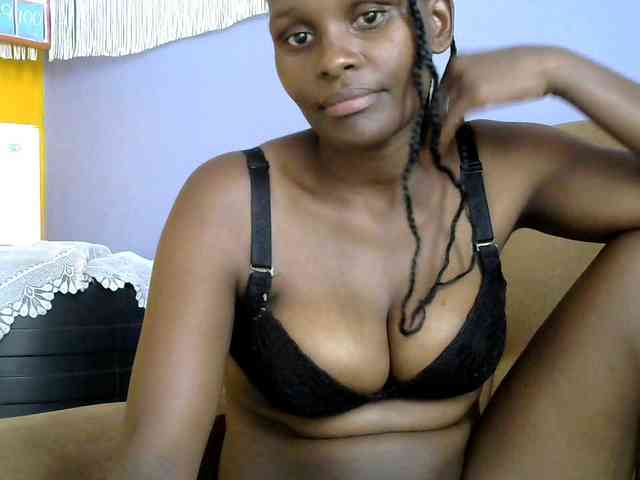 Africanpretty22 webcam