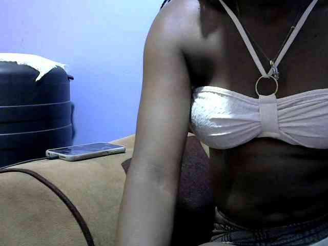 Africanpretty22 webcam