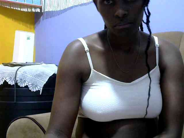 Africanpretty22 webcam