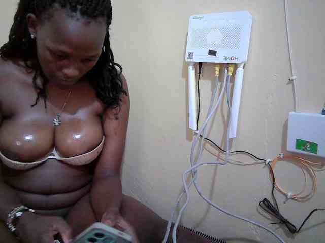 Africanpretty22 webcam
