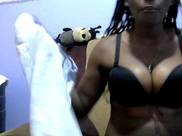 Africanpretty22 webcam