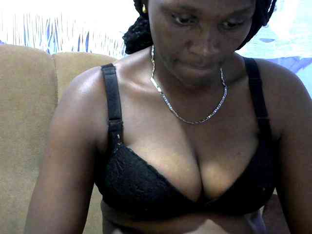Africanpretty22 webcam