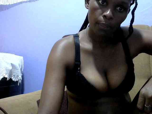 Africanpretty22 webcam