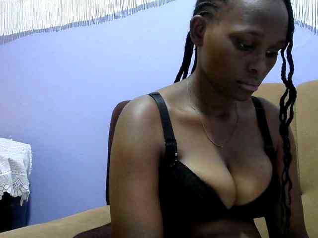 Africanpretty22 webcam