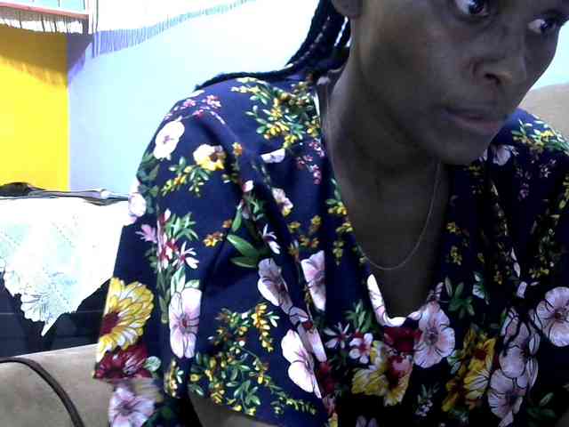 Africanpretty22 webcam