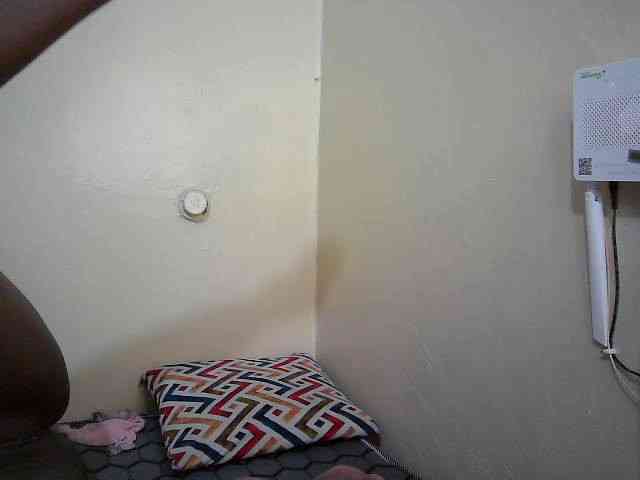 Africanpretty22 webcam